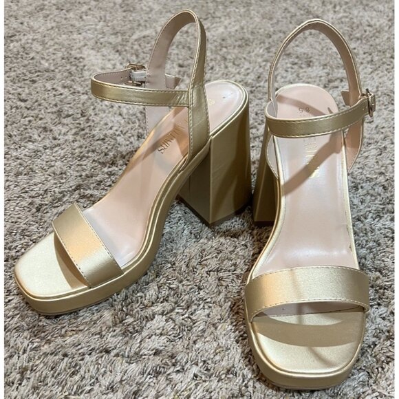 DREAM PAIRS Women’s Chunky Block High Heels Ankle Strap ~ Gold ~ Size 8.5 - Picture 1 of 10